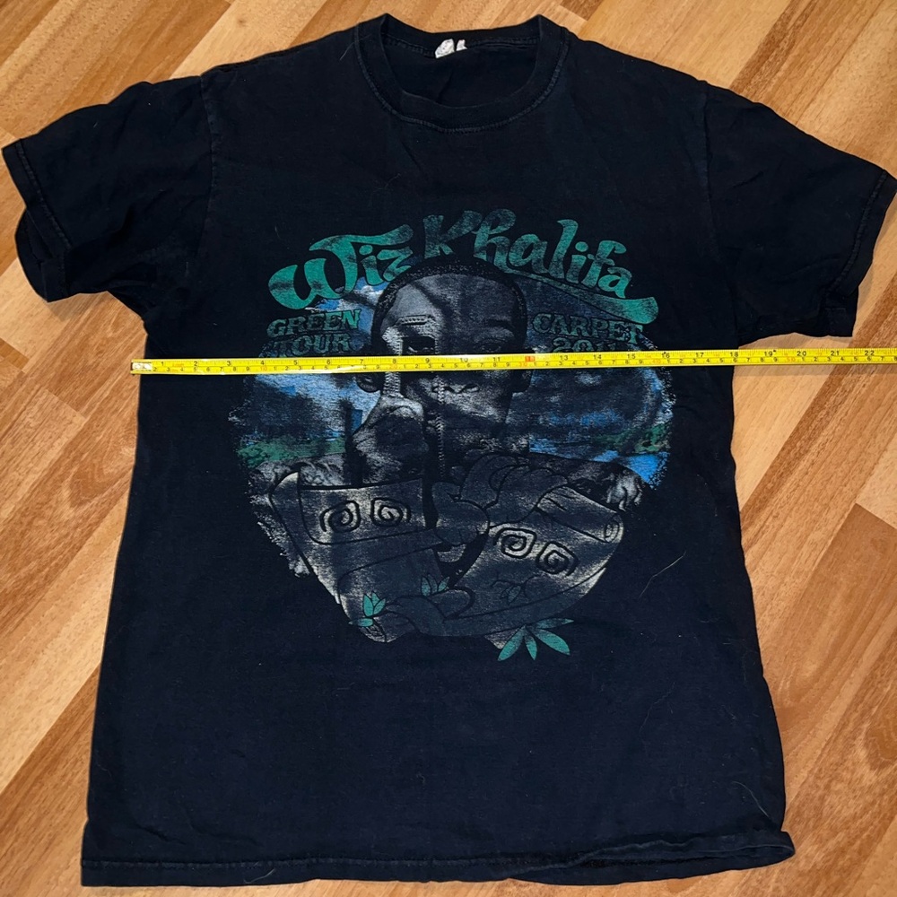 Wiz Khalifa 2011 Green Carpet Tour rapper merch.